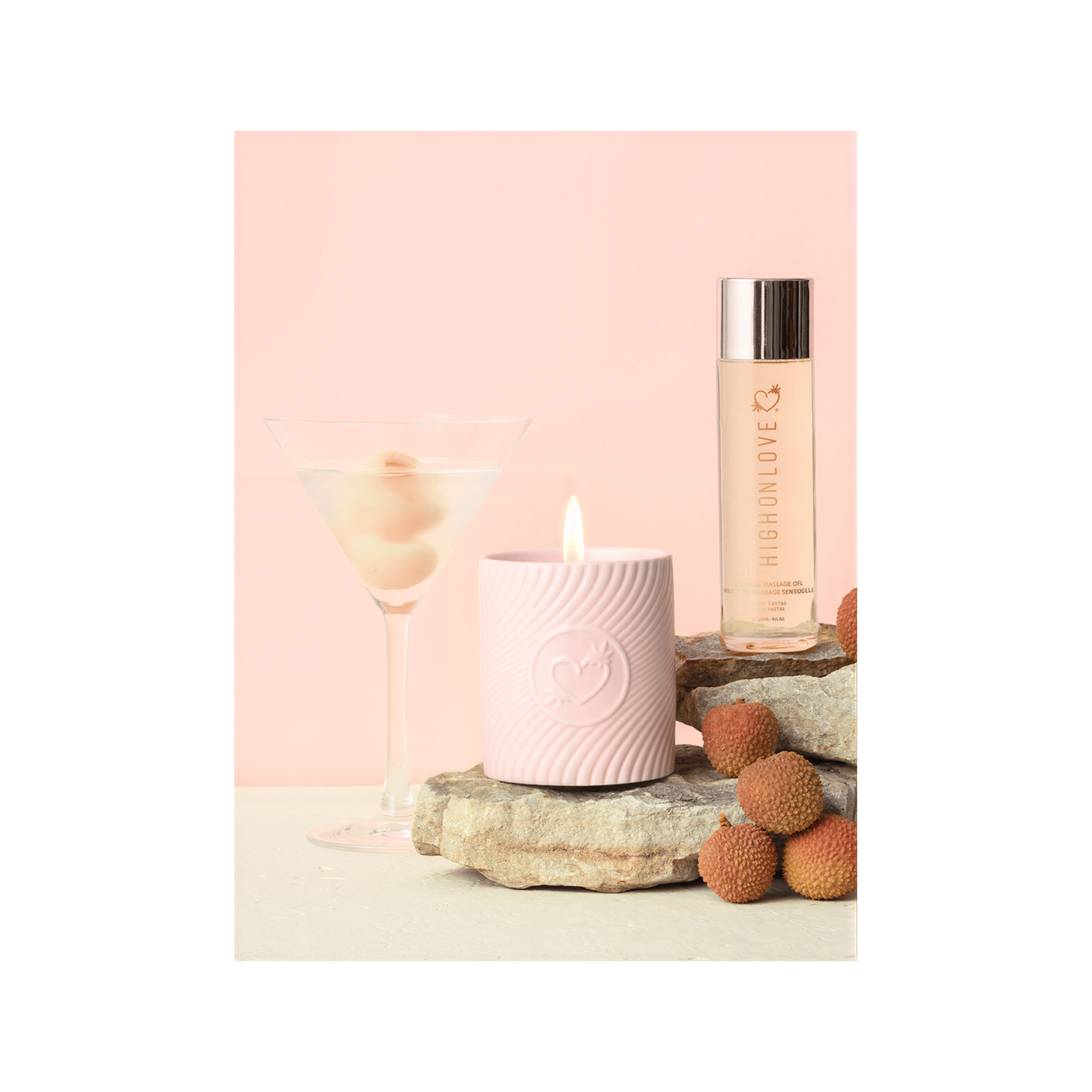 0000161392-bougie-sensuelle-pour-massage-litchi-martini-par-highonlove.jpg