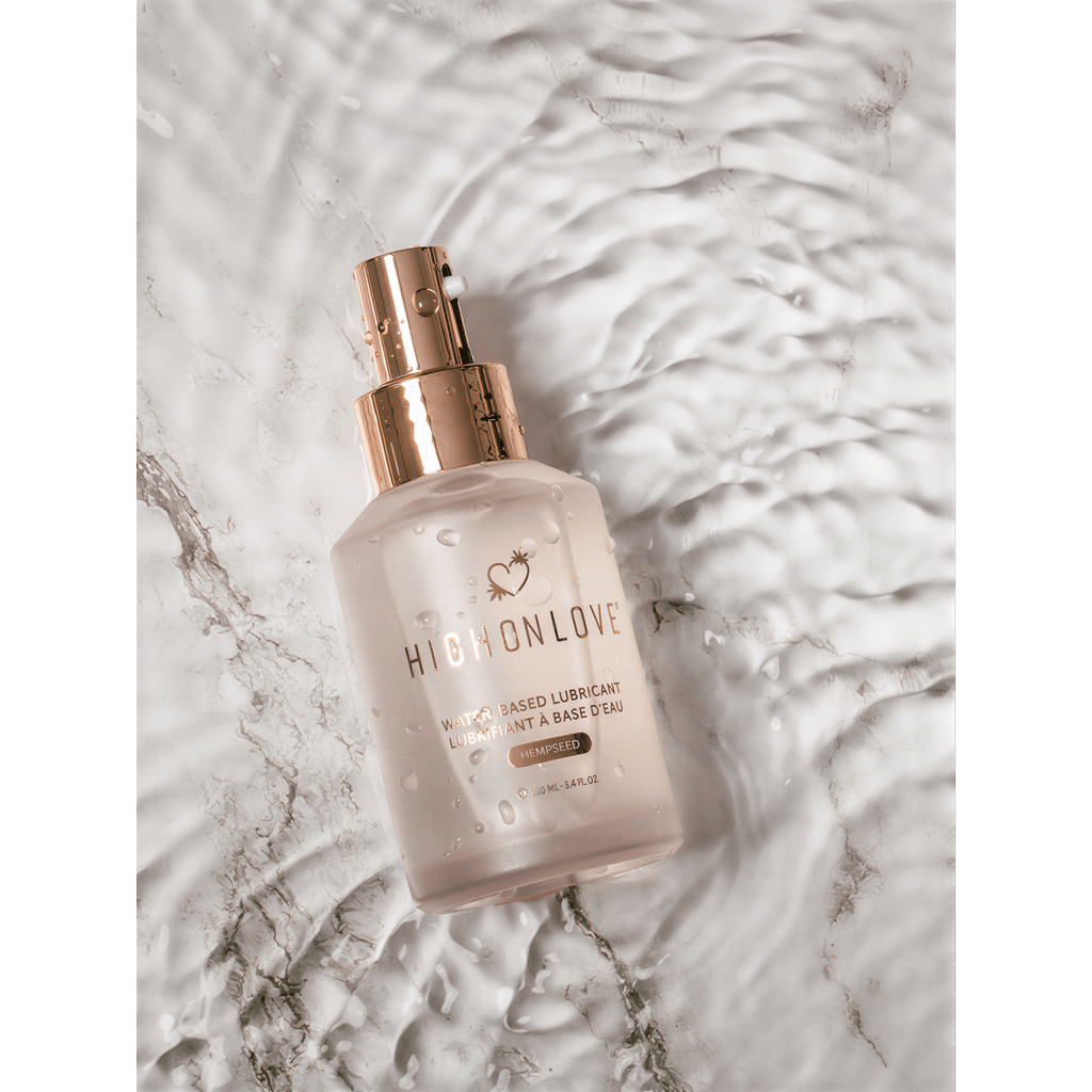 0000169464-lubrifiant-a-base-deau-par-highonlove.jpg
