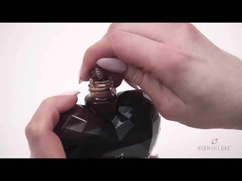 Peinture corporelle au chocolat noir par High On Love - fr